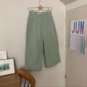 7115 by SZEKI Pleated Skate Trousers